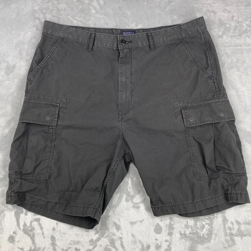 Levi's Carrier Cargo Shorts Men's Size 40 x 8.5